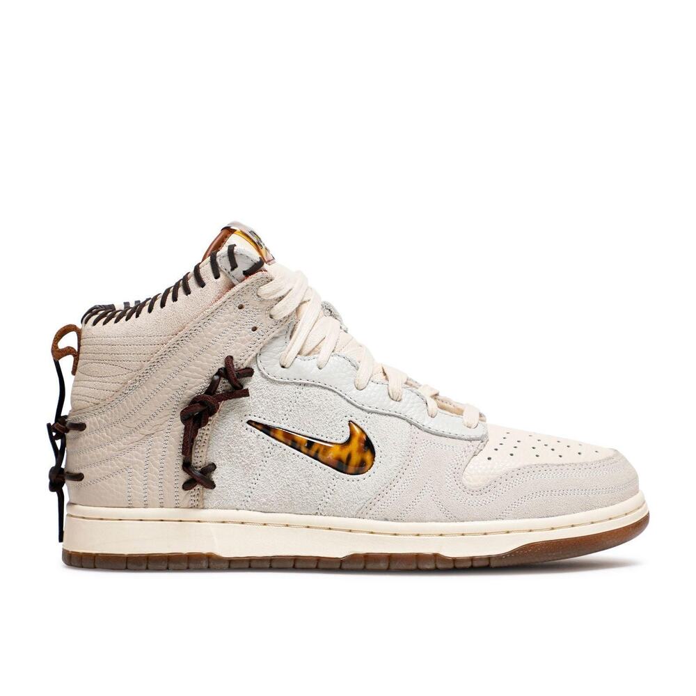 Nike Bodega X Dunk High 'Friends & Family